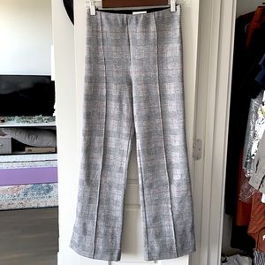 Anthropologie essential Crop Flare Pant in Plaid